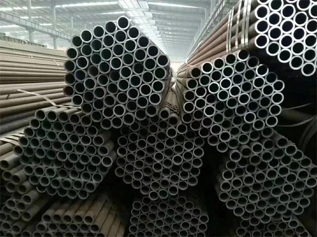 泉州20#石油裂化用无缝钢管